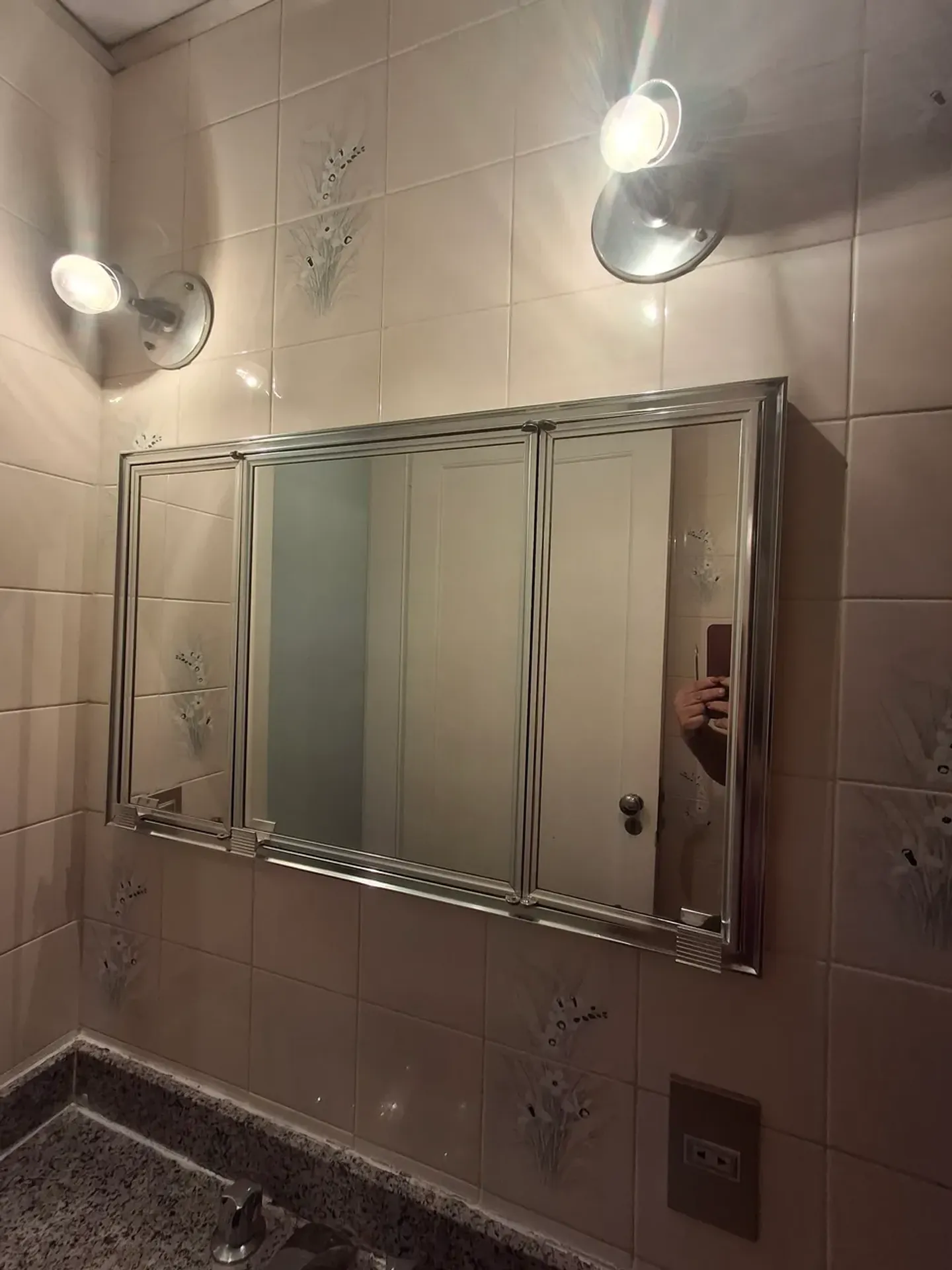Rental apartment with 3 bedrooms and 3 bathrooms — photo 16