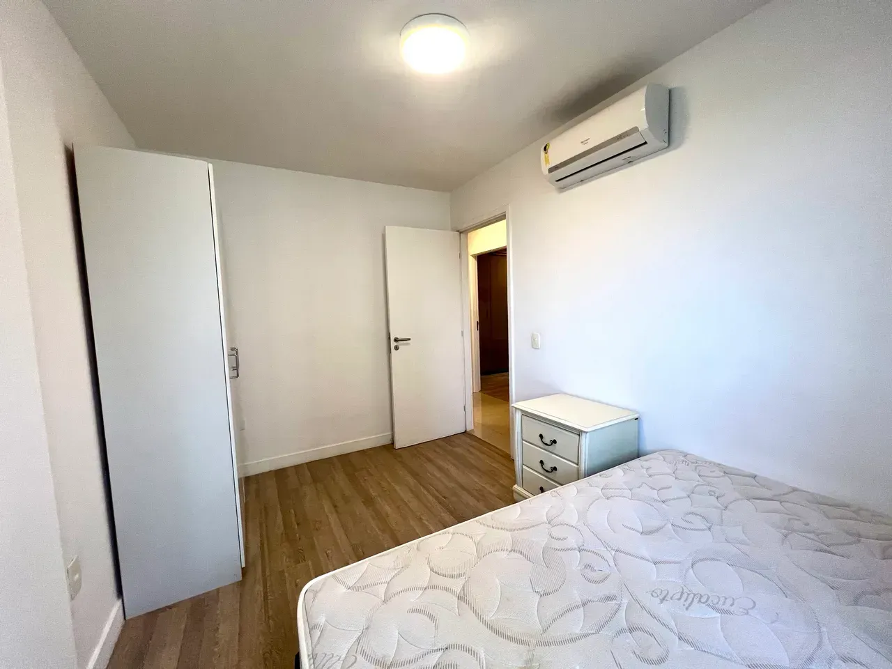 Furnished 3-bedroom apartment with 2 parking spaces — photo 11