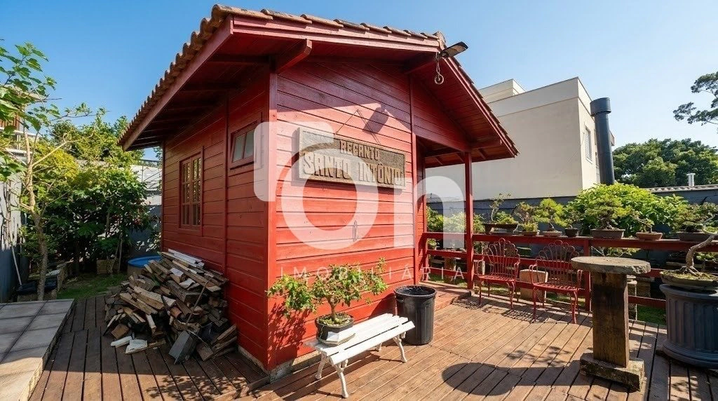 2-bedroom house with a mountain view in Florianópolis — photo 28