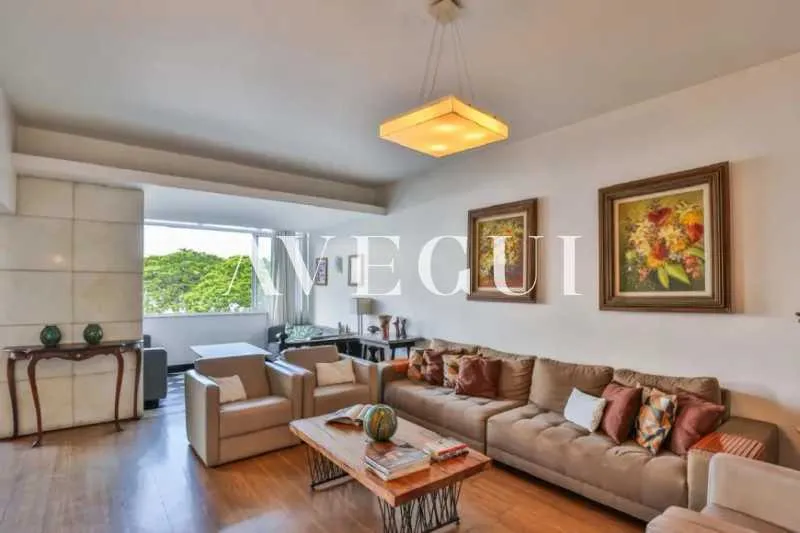 5-bedroom apartment with a water view in Rio de Janeiro — photo 4