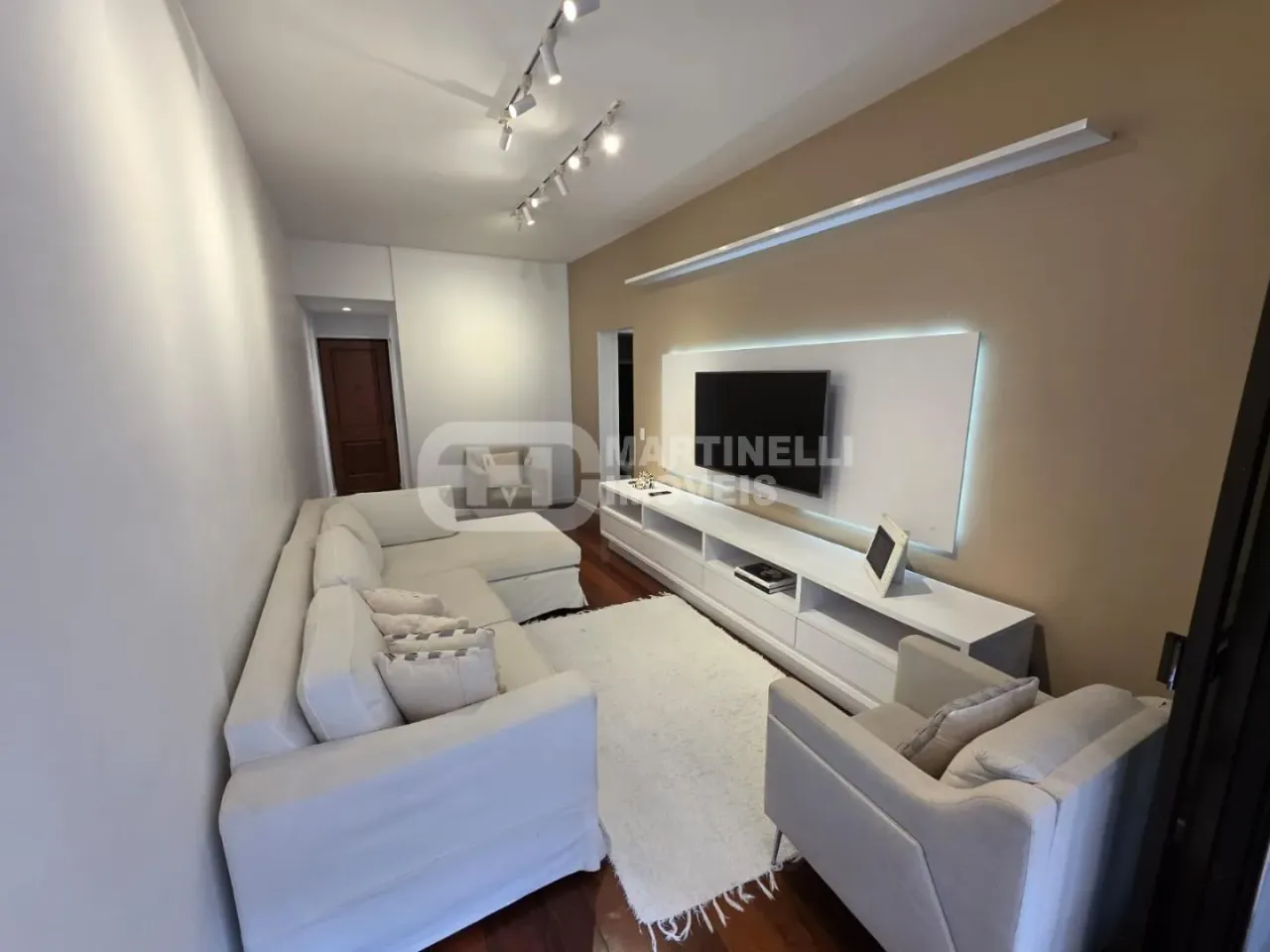 2-bedroom apartment with a washing machine — photo 10
