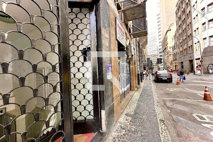 Furnished 40 m² studio with 1 bedroom and no parking — photo 21