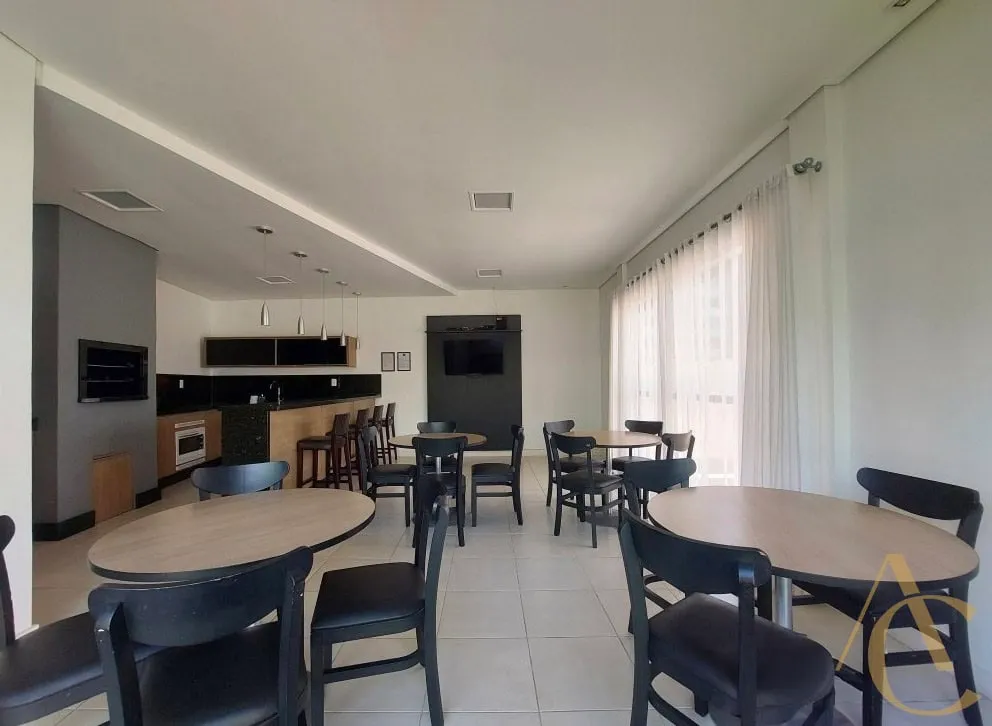 Apartamento amueblado de 2 habitaciones con cocina abierta — photo 38
