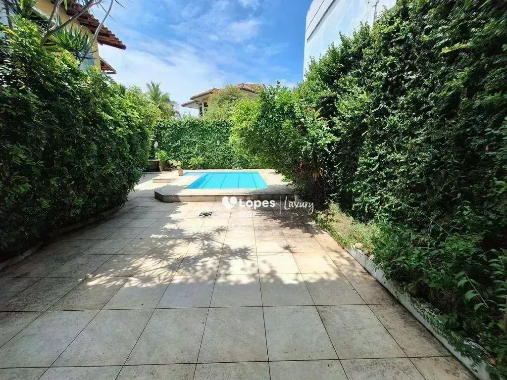 Casa com 6 quartos e 720 m² com piscina e sauna — photo 37