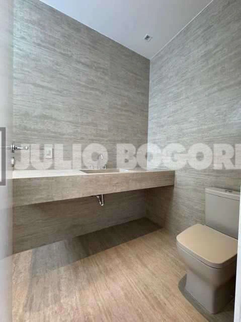 Linear penthouse with 4 bedrooms and 7 bathrooms — photo 10