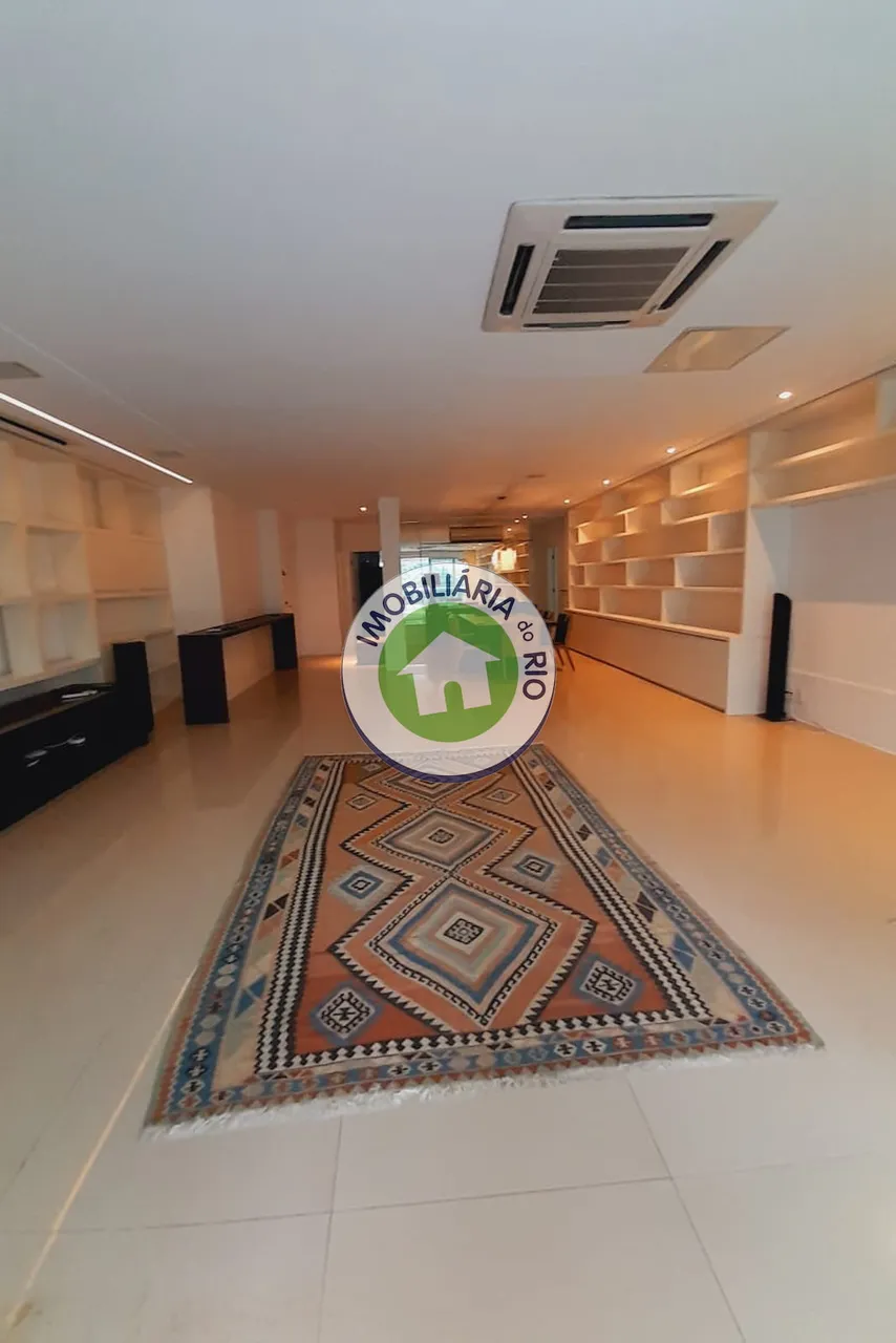 Apartment with 4 suites and a glass-enclosed balcony — photo 9