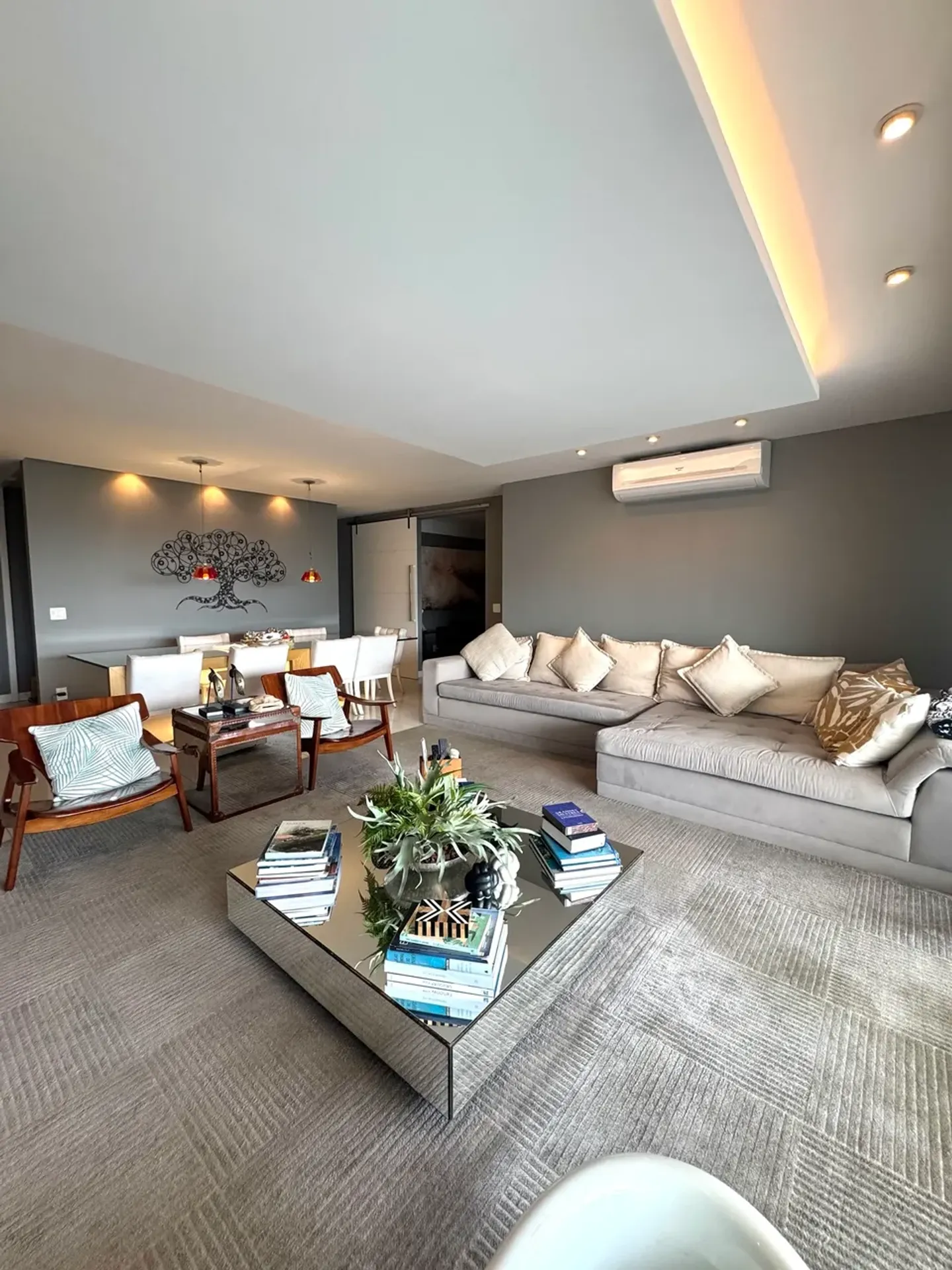 4-bedroom apartment with a private BBQ — photo 18