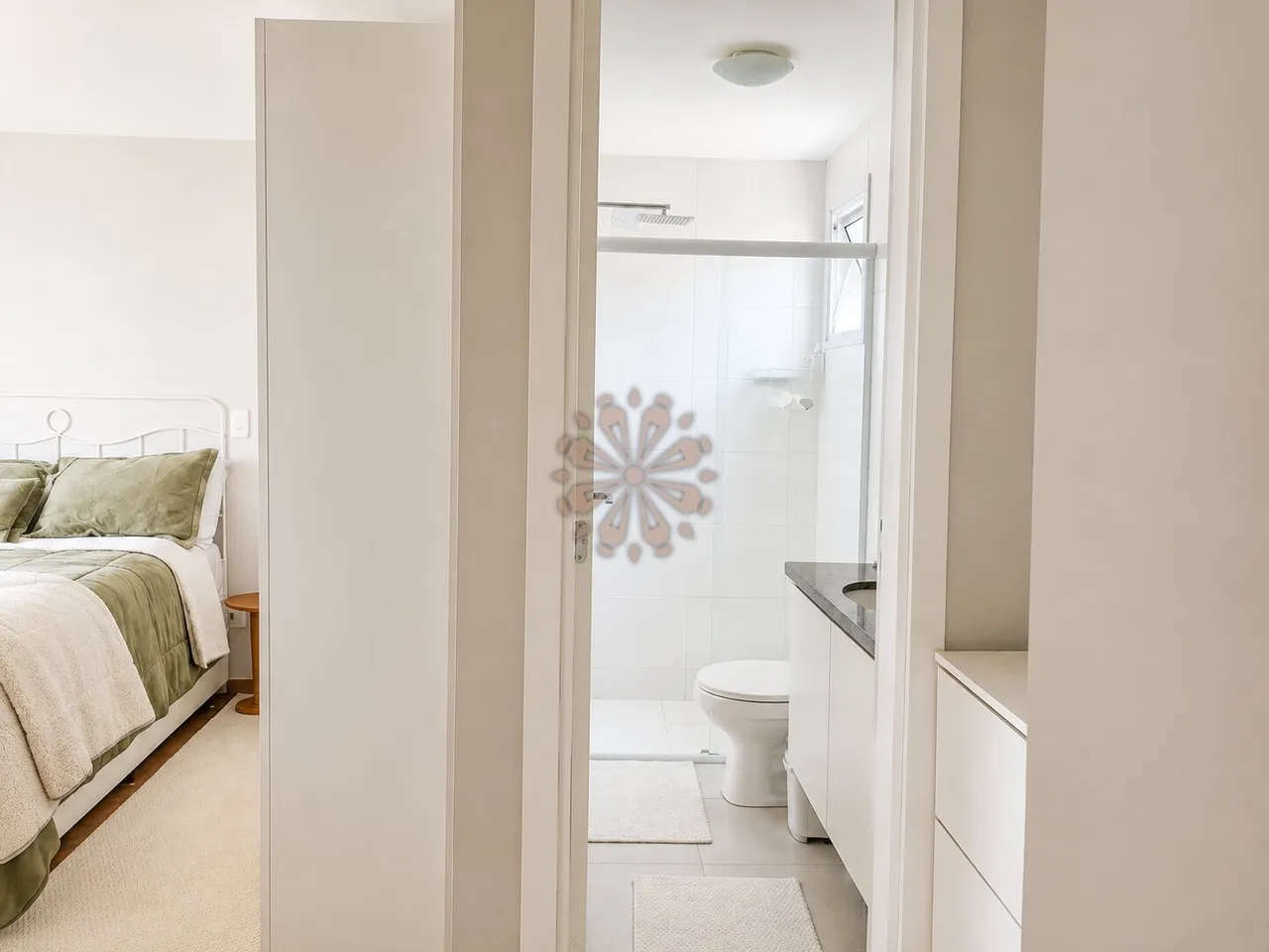 3-bedroom house with a suite and 106 m² — photo 11