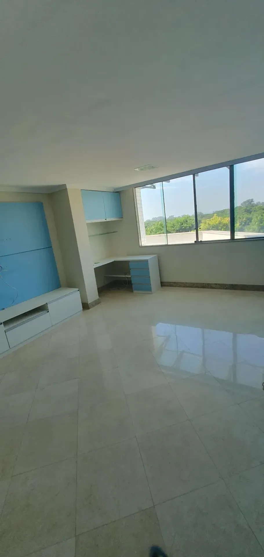 Duplex penthouse with 381 m² and a built-in grill balcony — photo 19