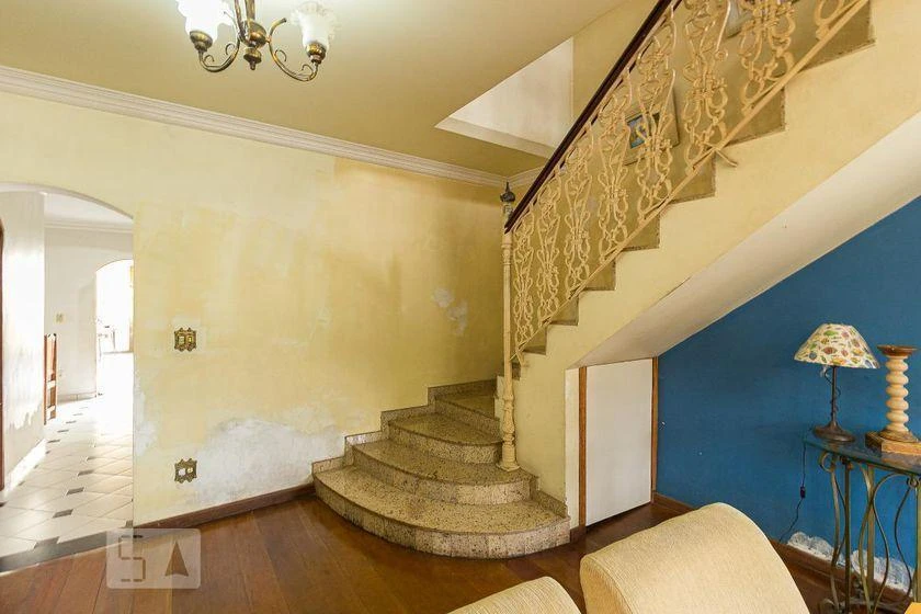 House with 6 bedrooms and 480 m², 6 bathrooms — photo 45