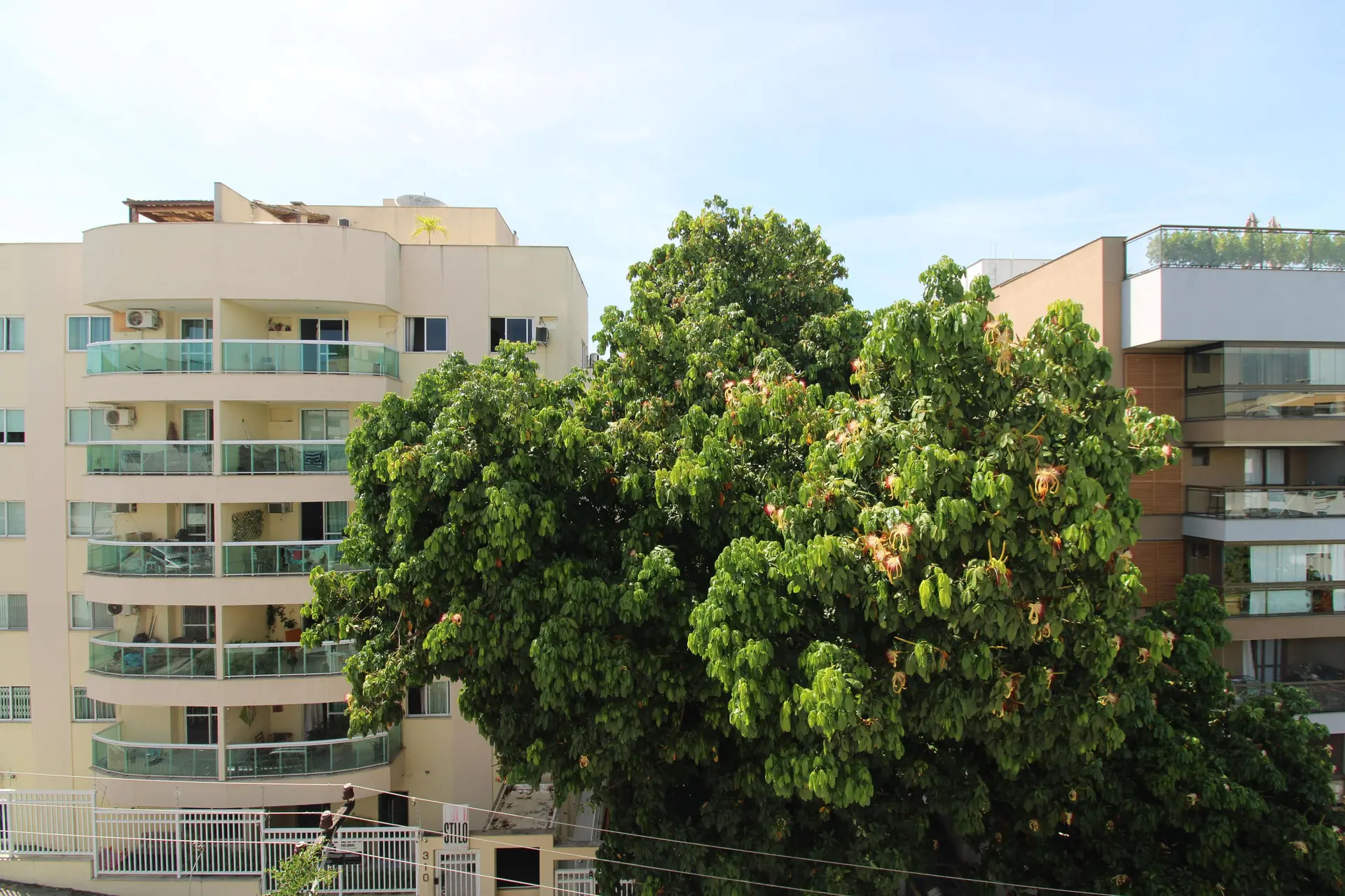 Apartamento mobiliado com 3 quartos e varanda — photo 32