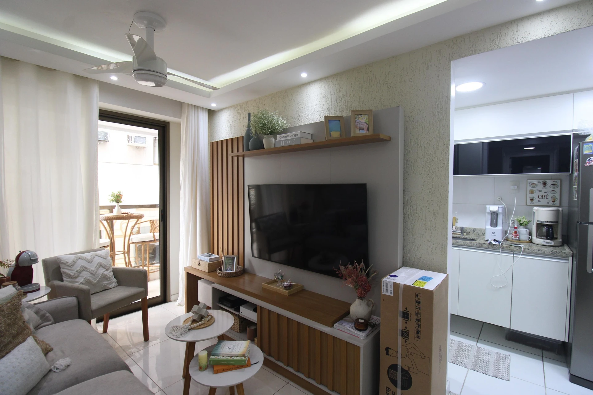 Apartamento de 2 quartos com espaço de home office, Anil