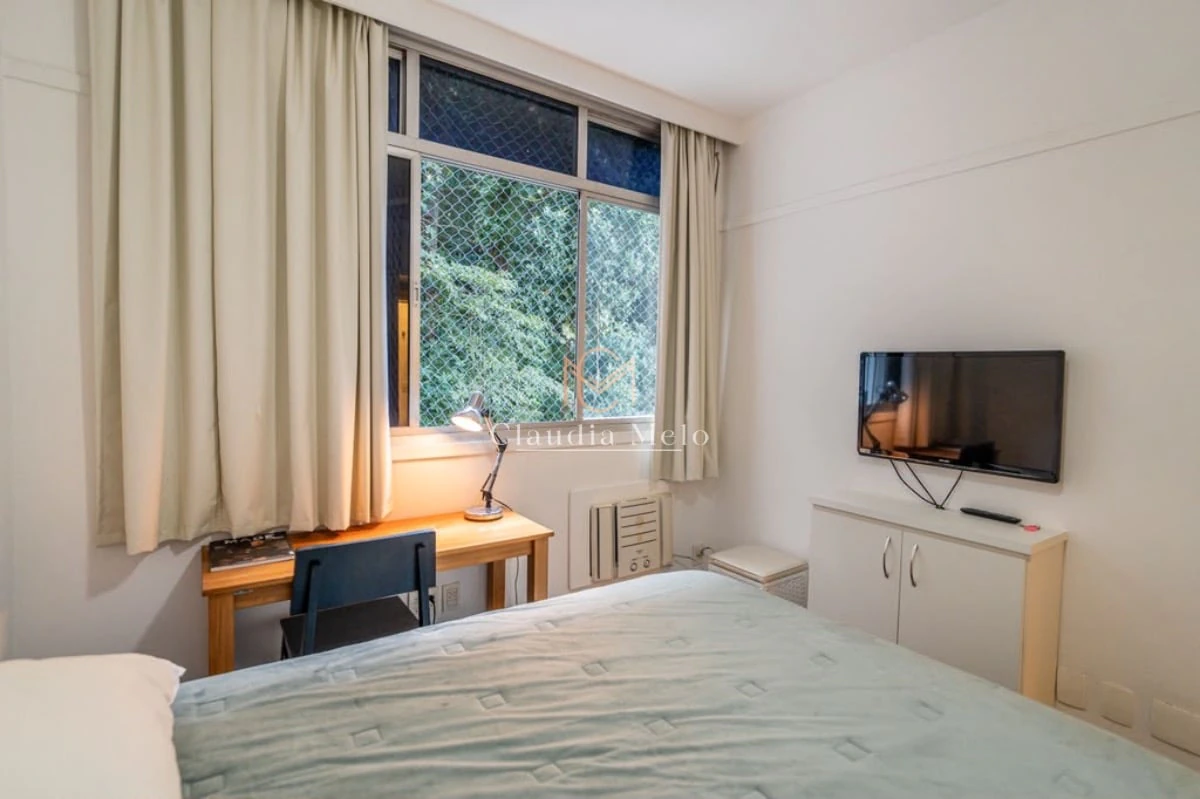 Furnished 4-bedroom apartment with gas stove kitchen — photo 16