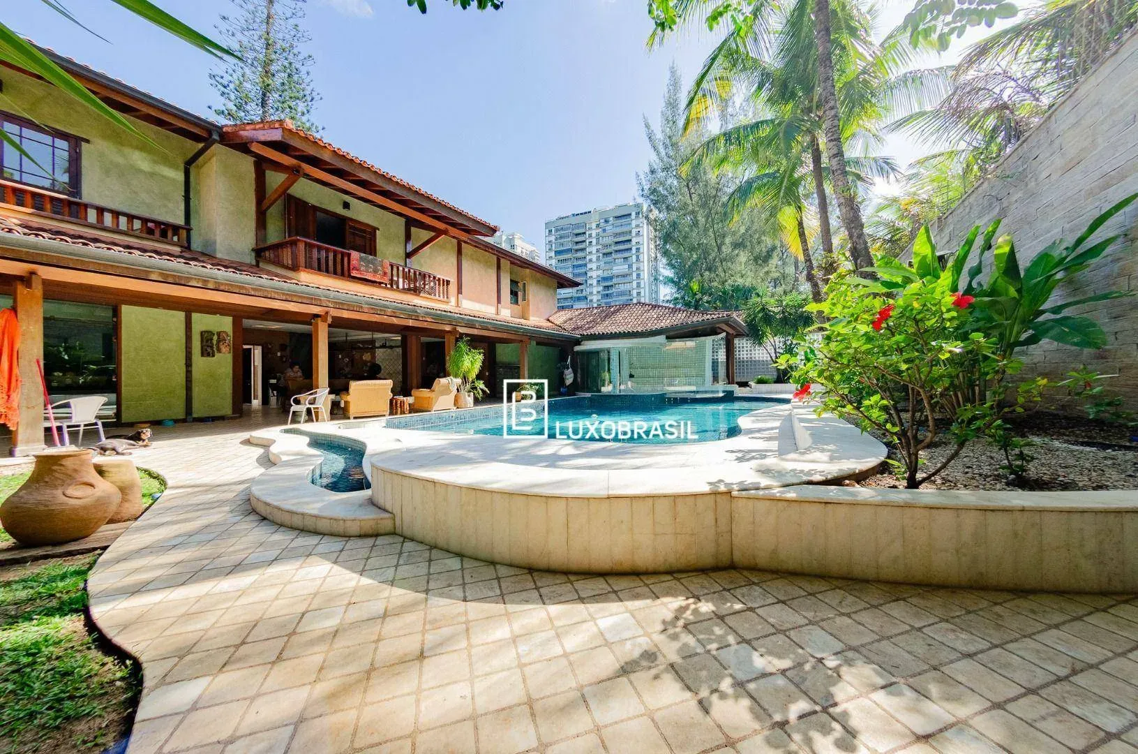 Furnished house with 6 en-suite bedrooms and 9 parking — photo 38