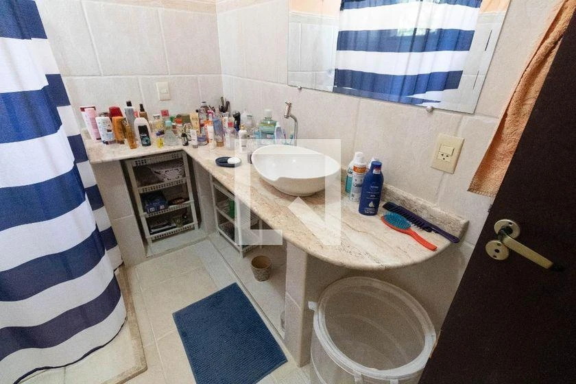 Furnished house with 4 bedrooms and 290 m² — photo 31