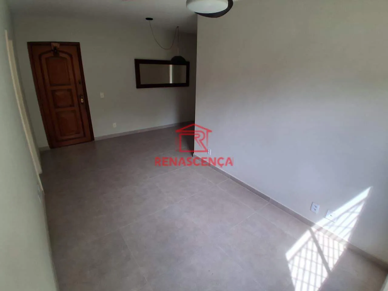2-bedroom apartment with no parking, 1 bathroom — photo 6