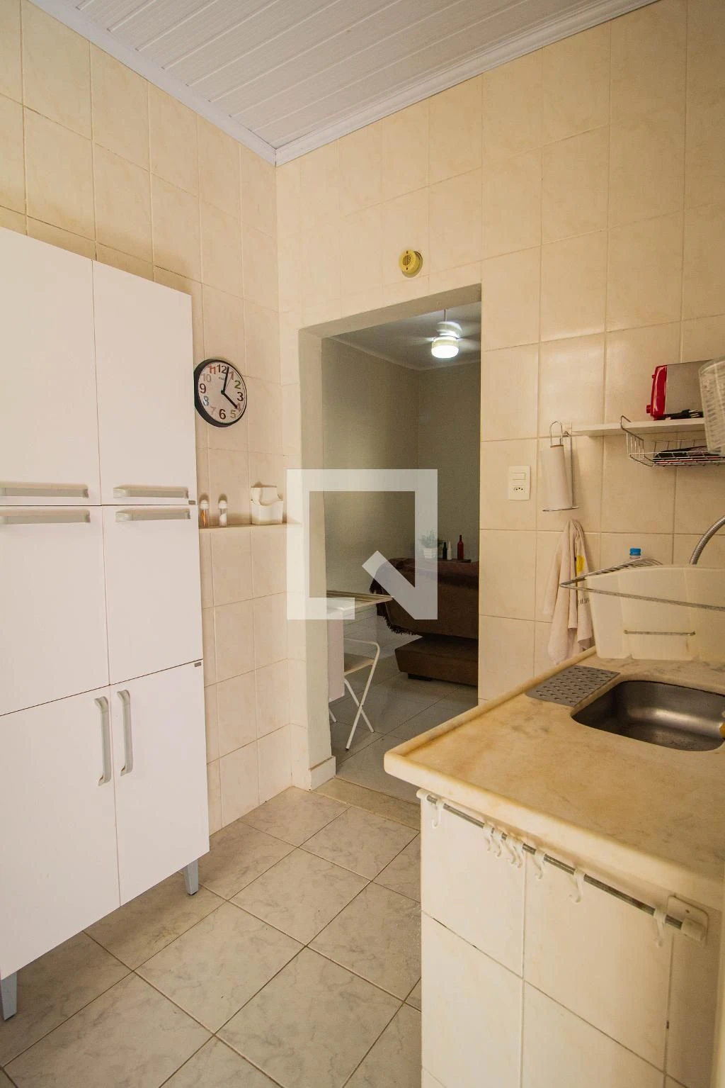 Apartamento mobiliado com 2 dormitórios e 1 banheiro — photo 9