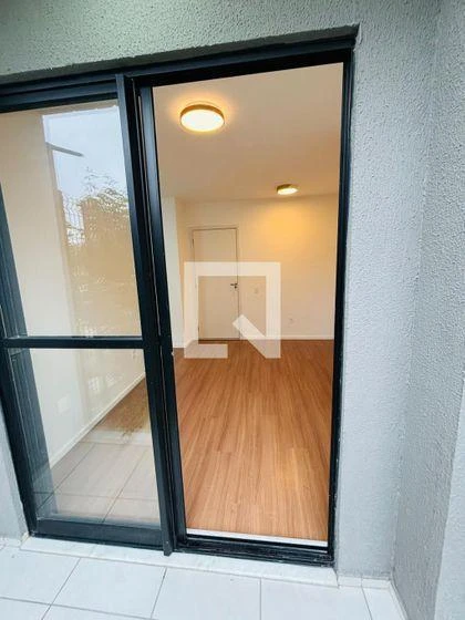 Apartment, 67 m², with wood or laminate floors — photo 5