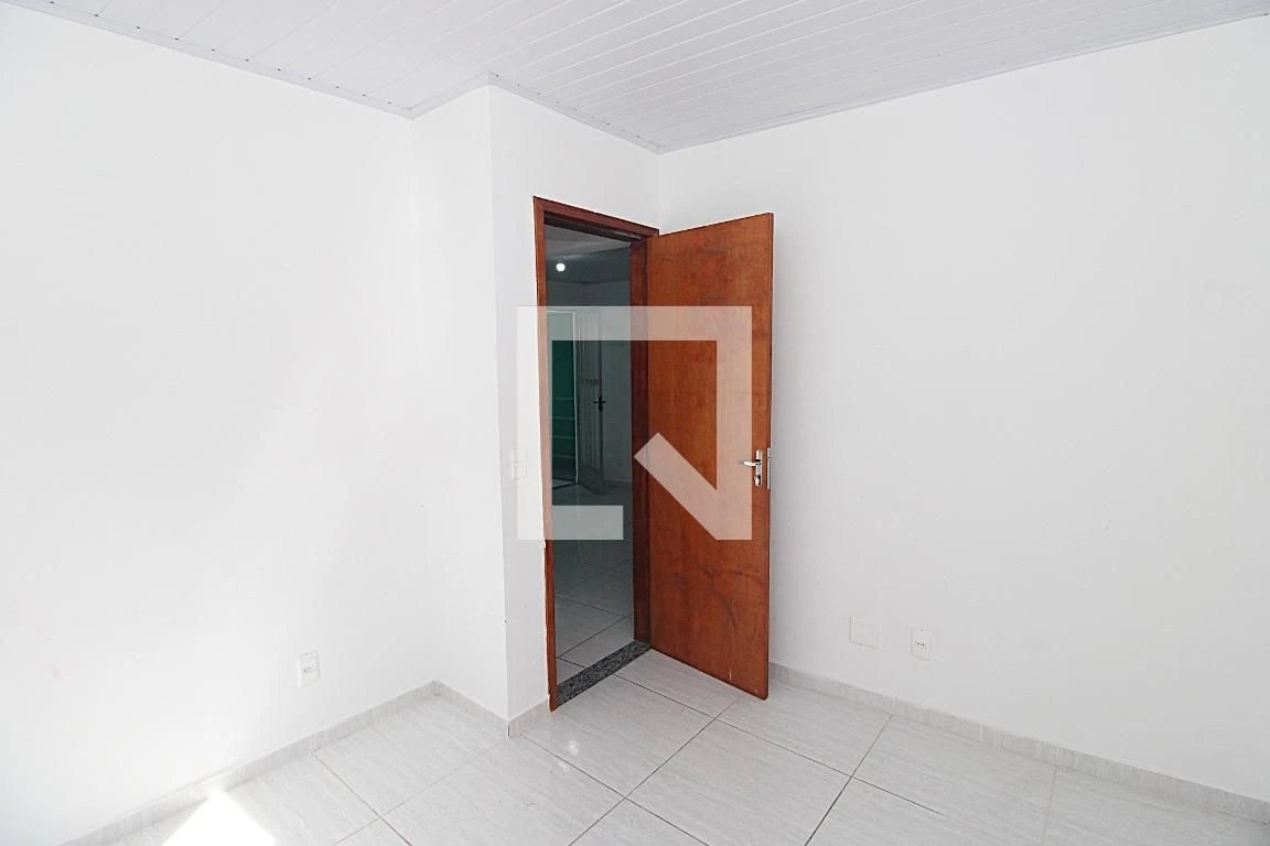 Unfurnished 2-bedroom apartment with open-plan kitchen — photo 22