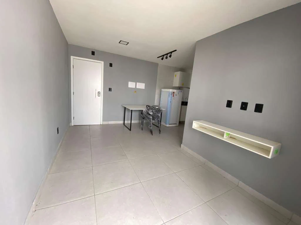 Apartamento com 2 quartos e cozinha integrada com fogão a gás — photo 4