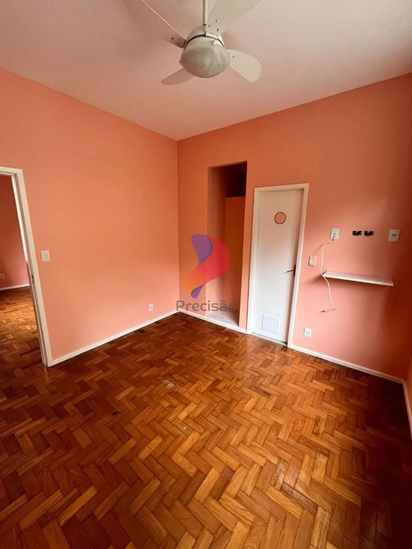 Apartment, 32 m², with wood or laminate floors — photo 12