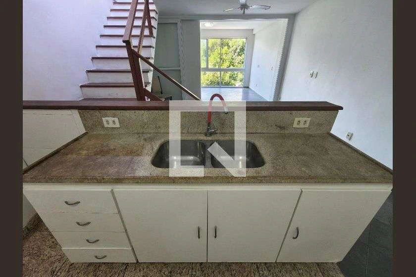Condominium townhouse with 2 bedrooms and balcony