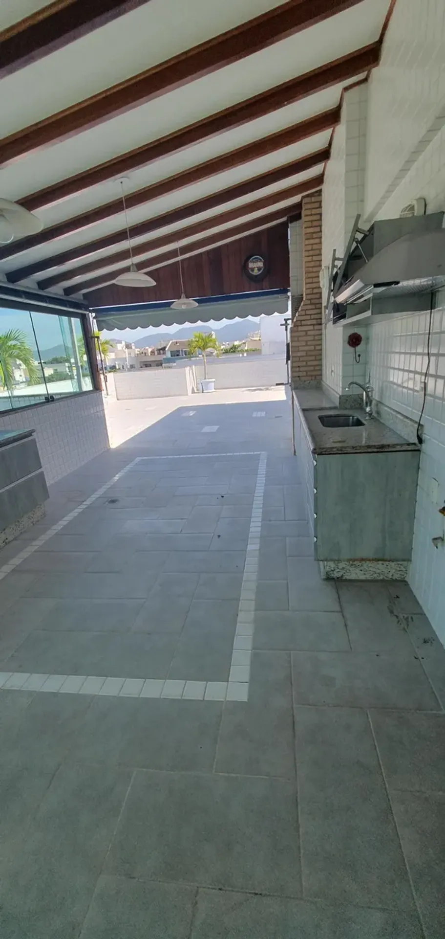 Duplex penthouse with 381 m² and a built-in grill balcony — photo 5