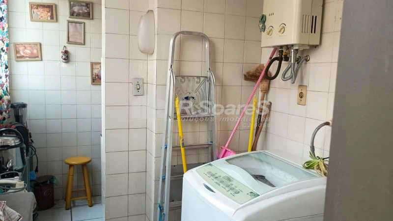 Furnished apartment with 3 bedrooms and a home office — photo 25