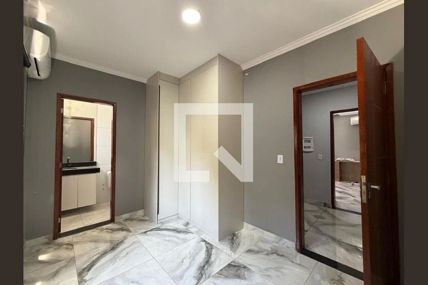 Casa sem mobília com 5 quartos e 350 m², com jardim — photo 16