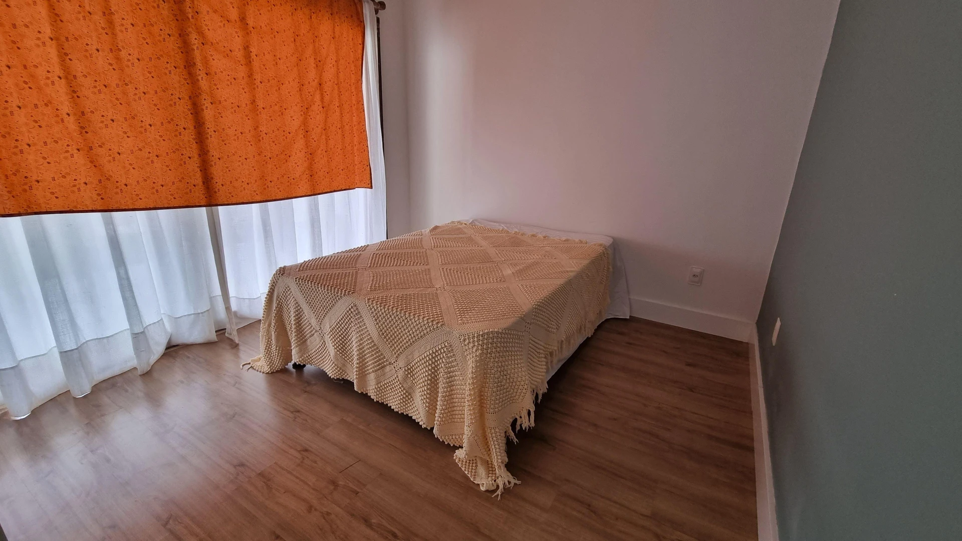 Casa mobiliada com cozinha americana e fogão a gás — photo 8