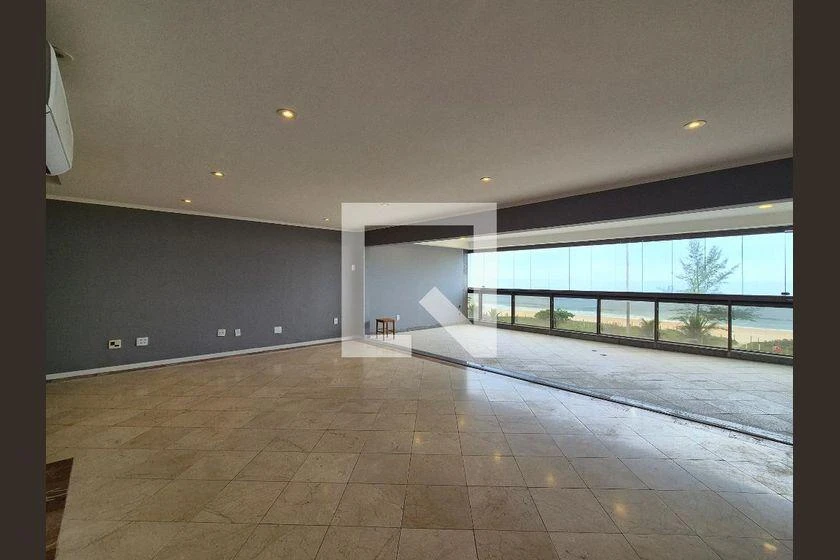 Rental apartment with 3 bedrooms and 208 m²