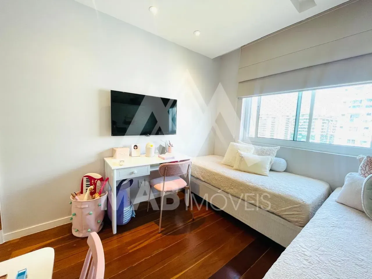 Apartamento mobiliado de 4 quartos e 5 banheiros, 160 m² — photo 16