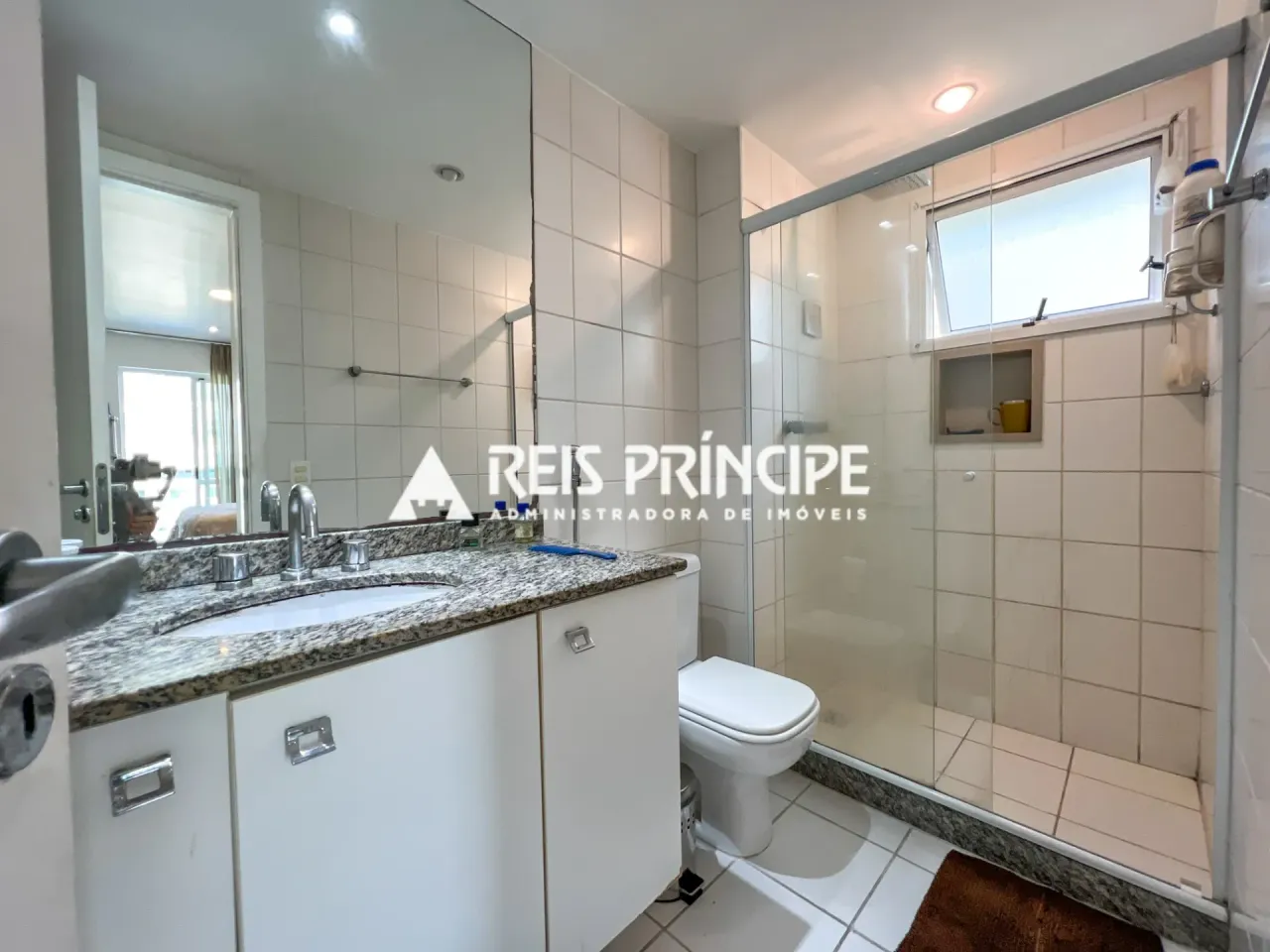 Furnished apartment with 3 bedrooms and 3 bathrooms — photo 6
