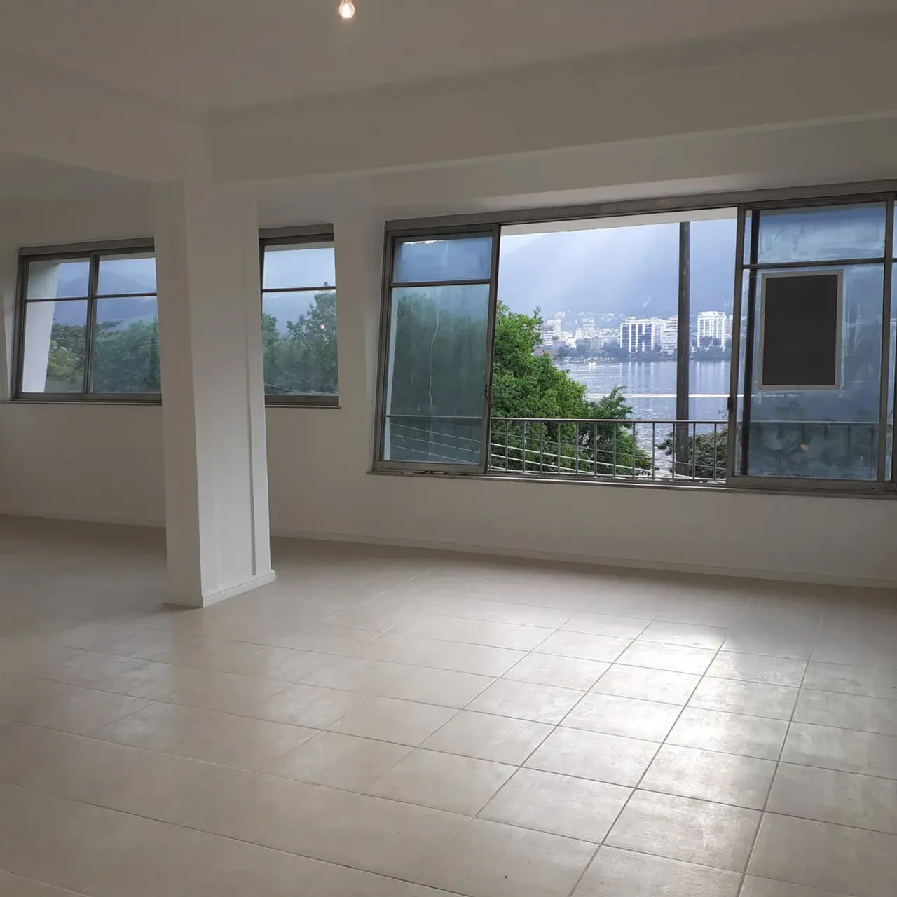 Apartment 153 m² with 2 bedrooms and 3 bathrooms — photo 2