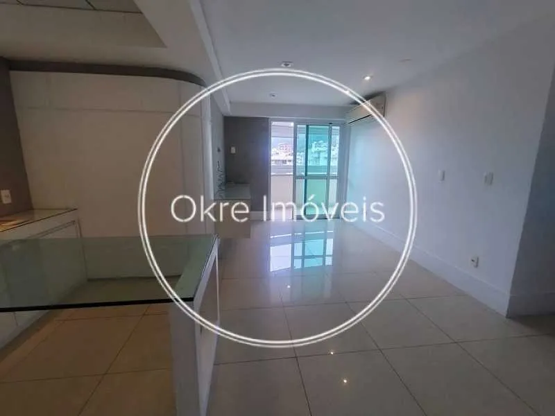 Unfurnished apartment with 2 bedrooms and 3 bathrooms — photo 29