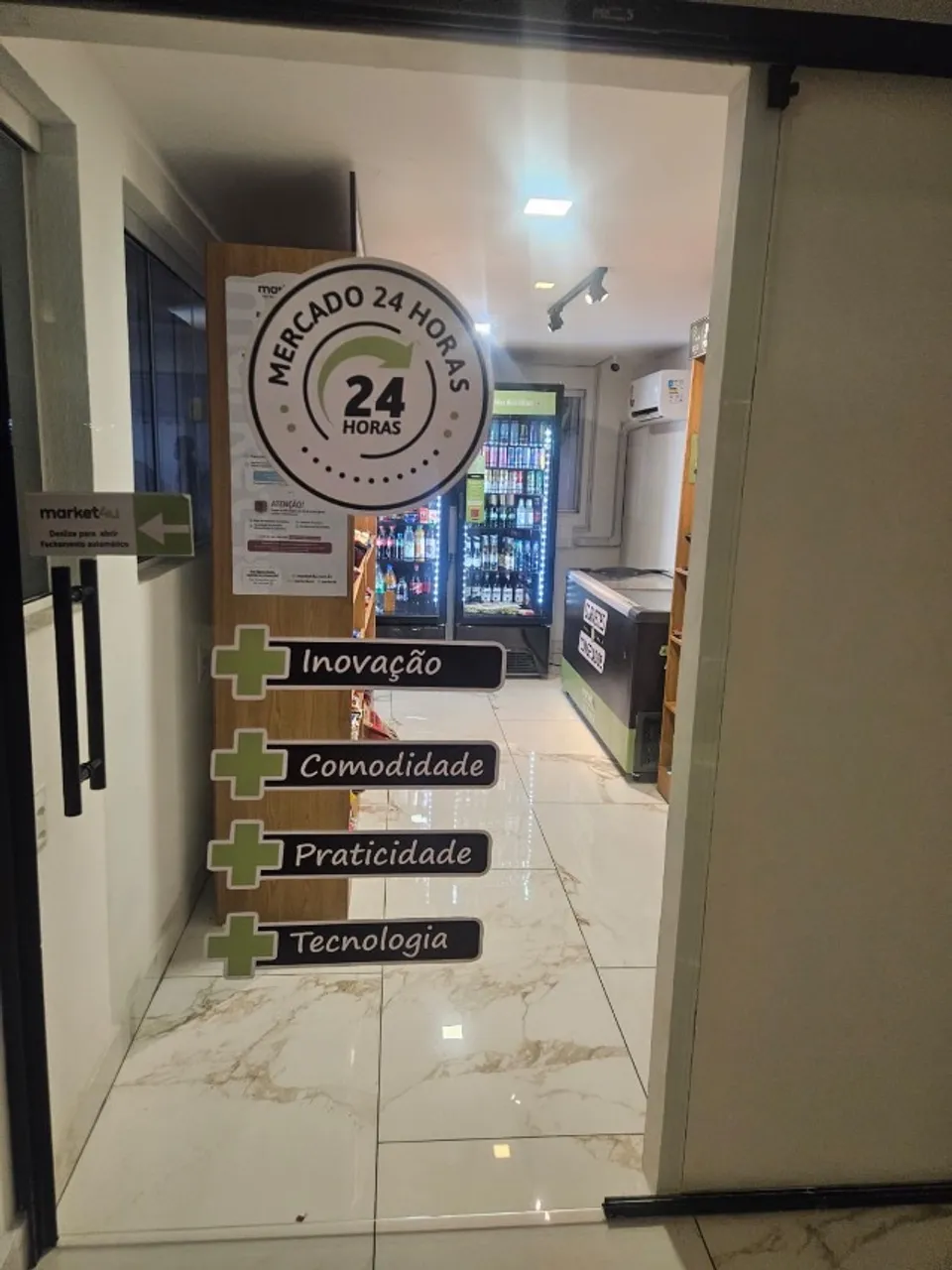 Квартира с кухней открытого плана и 3 спальнями — photo 12
