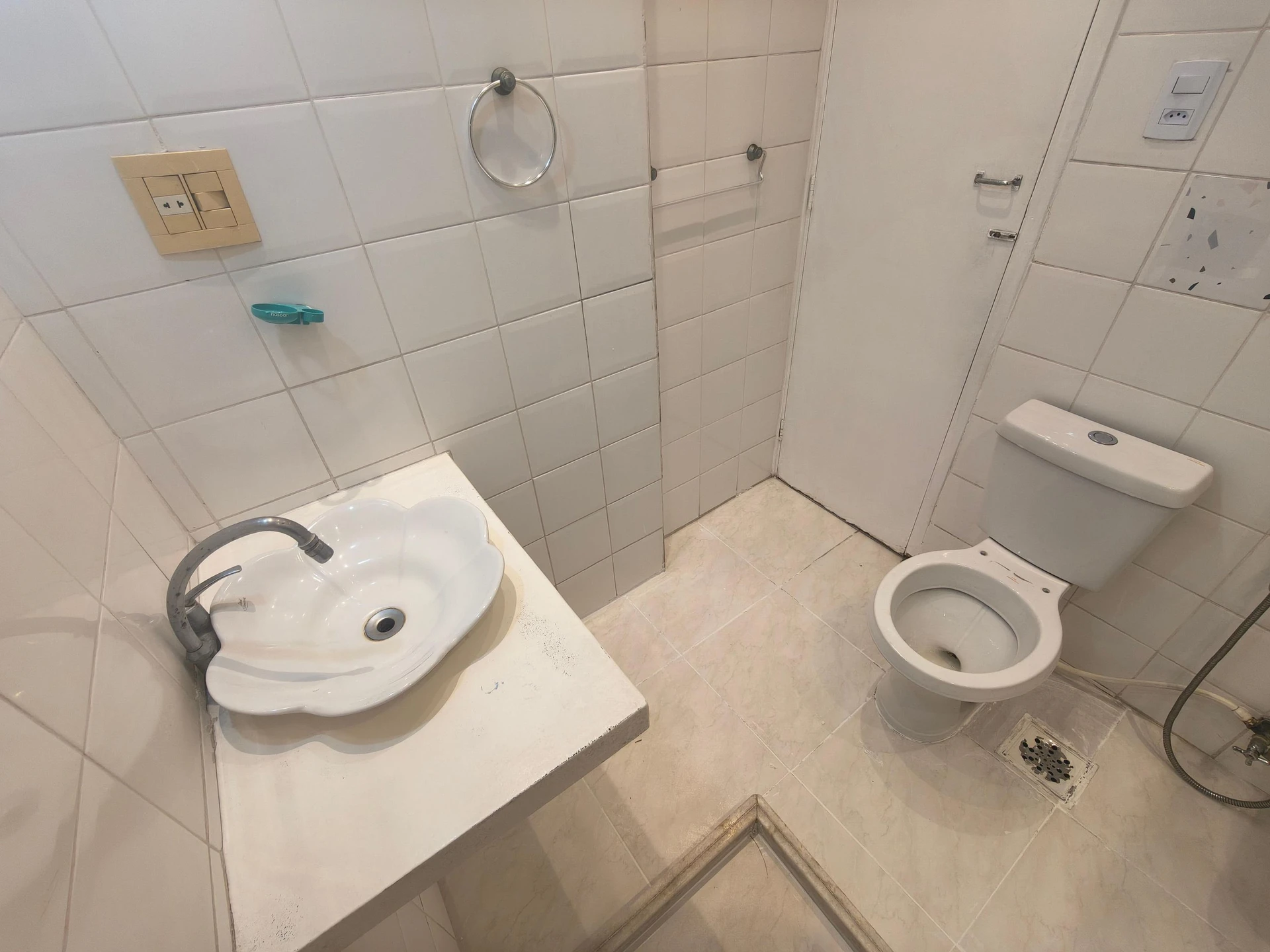 Apartment, 56 m², with wood or laminate floors — photo 27