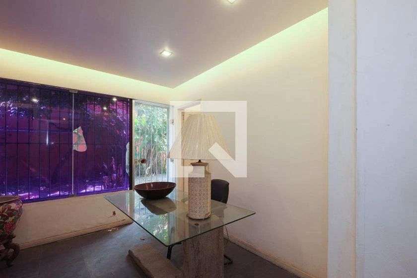 Rental house with 10 bedrooms and a separate kitchen — photo 26