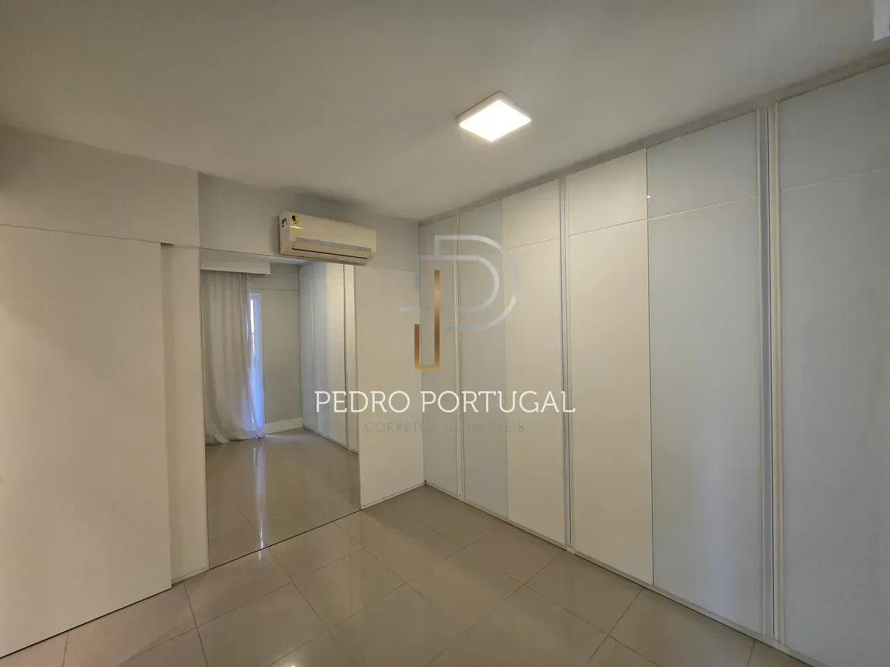 Apartamento de 107 m² com 4 quartos e 3 banheiros — photo 19