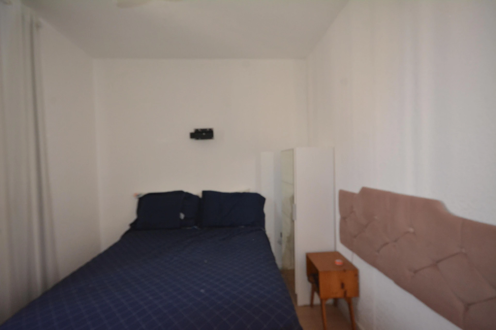 Furnished 2-bedroom apartment with a gas stove kitchen — photo 36