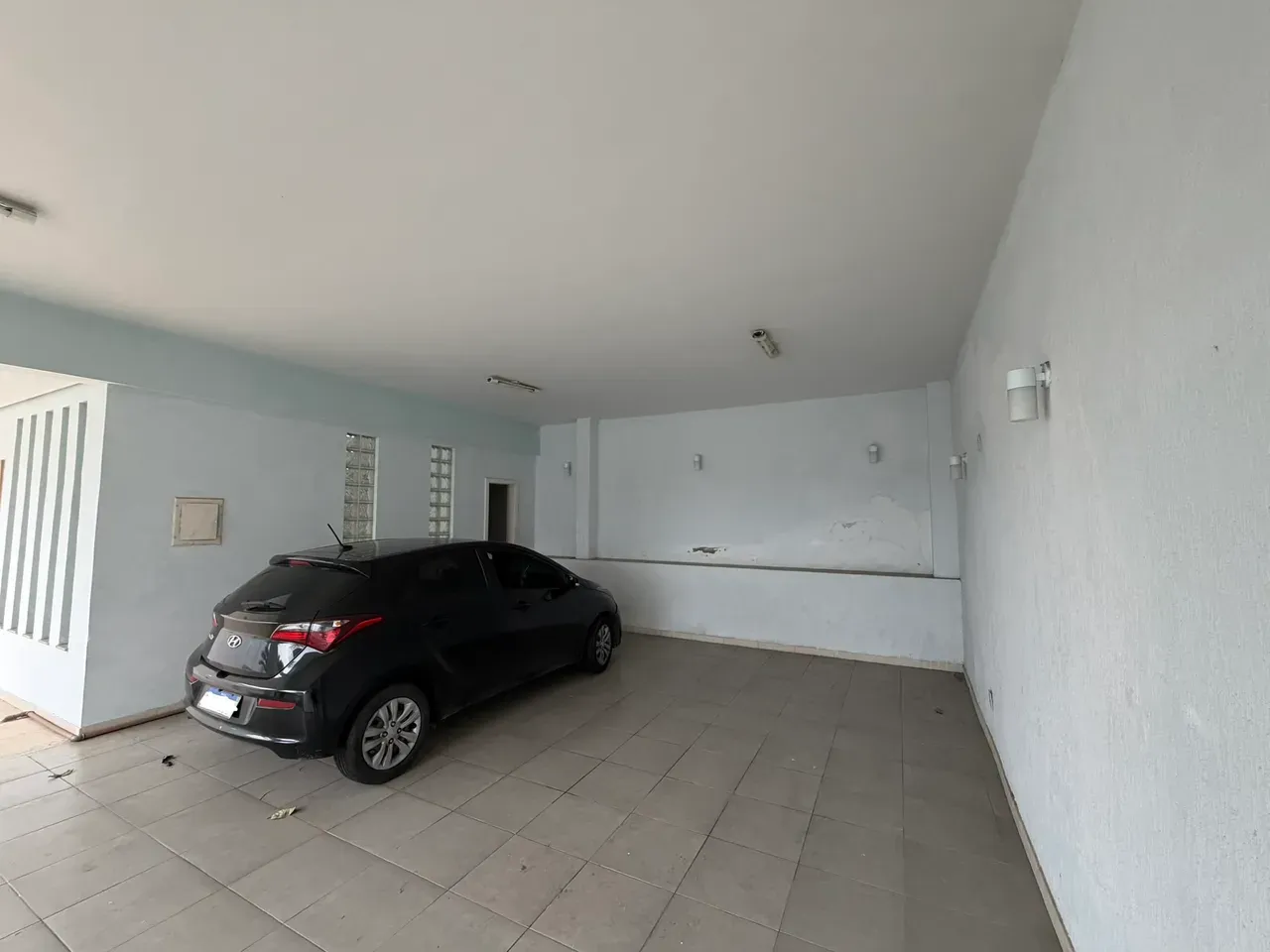 475 m² house with 4 bedrooms and gas open-plan kitchen — photo 3