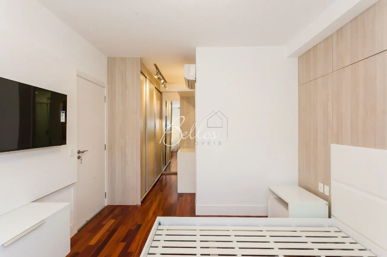 Apartment with open-plan kitchen, 2 en-suite and 3 baths — photo 26