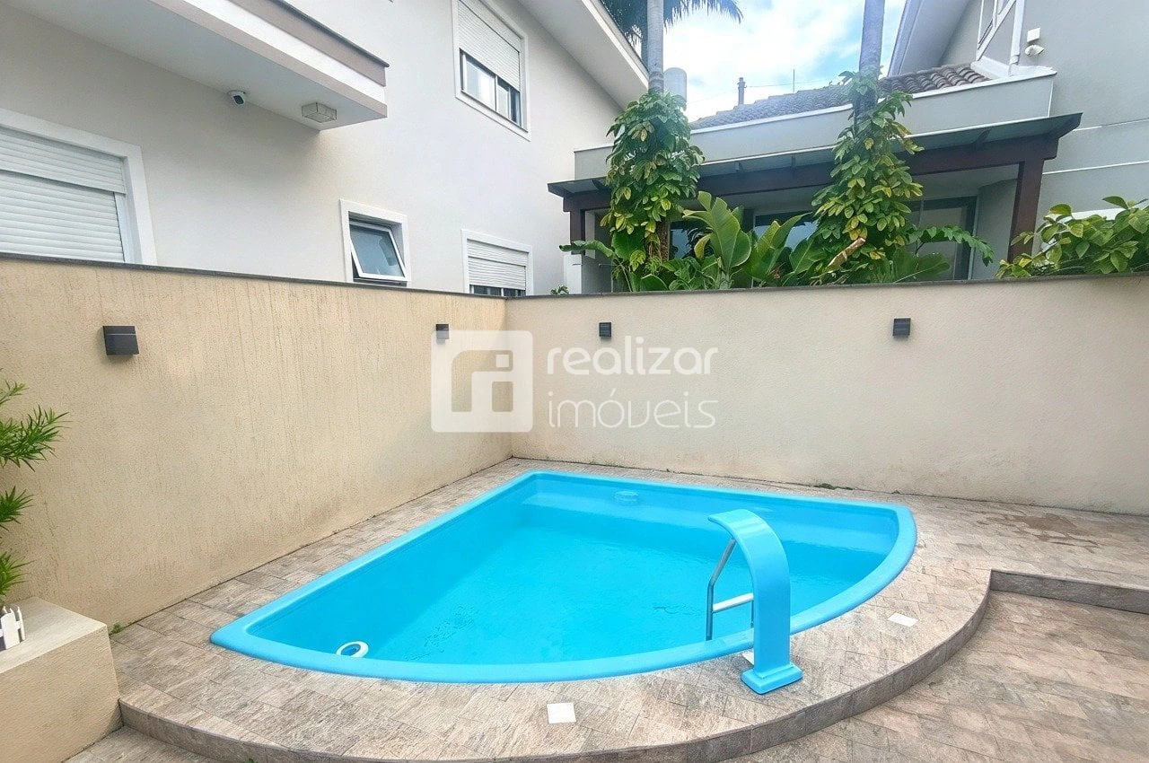 3-bedroom house with a private BBQ in Florianópolis — photo 3