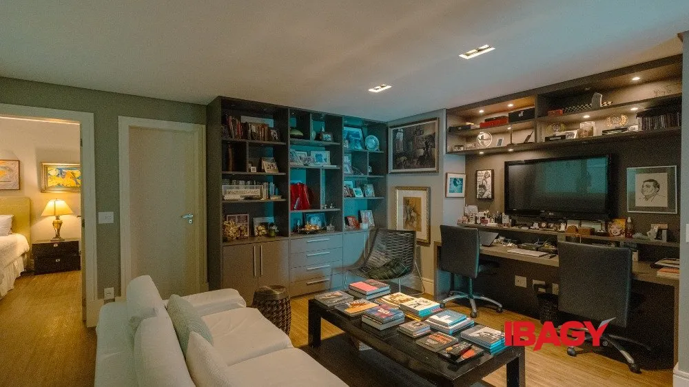 Furnished 454 m² apartment with a gourmet balcony — photo 5