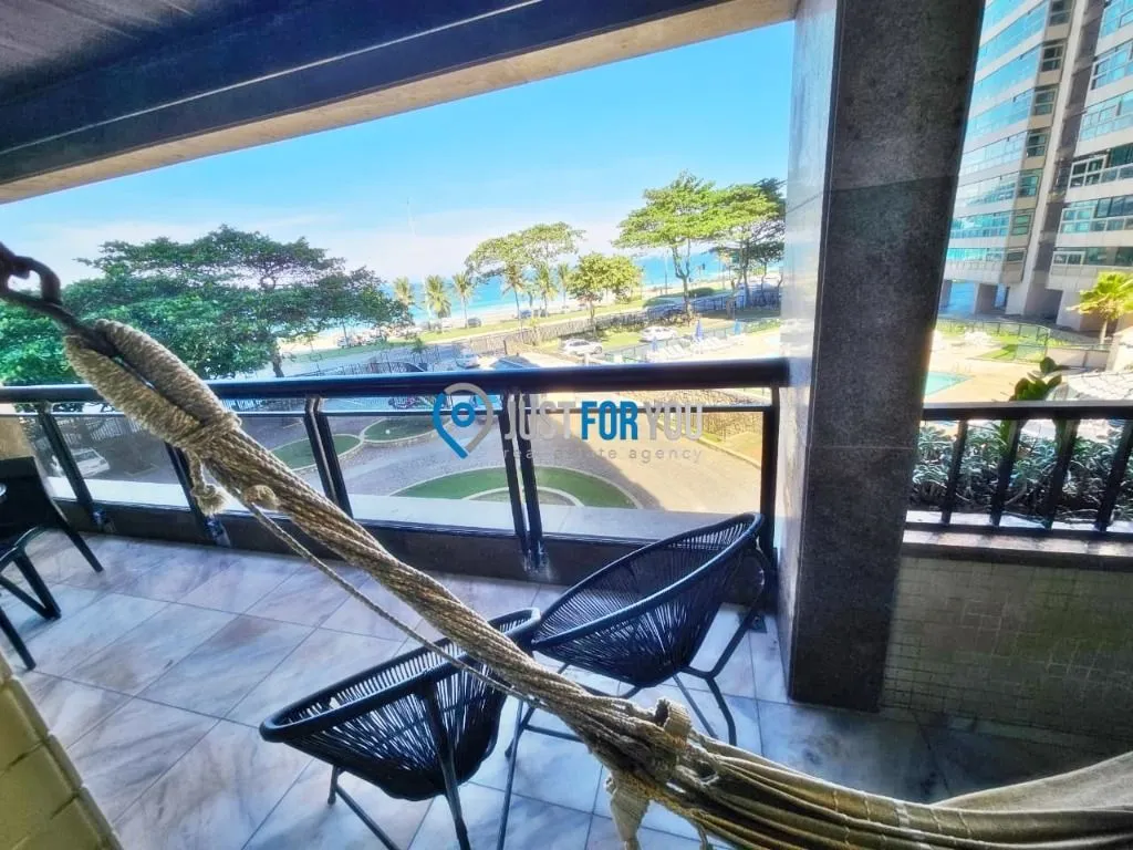 Furnished apartment with 4 bedrooms and 144 m² — photo 23