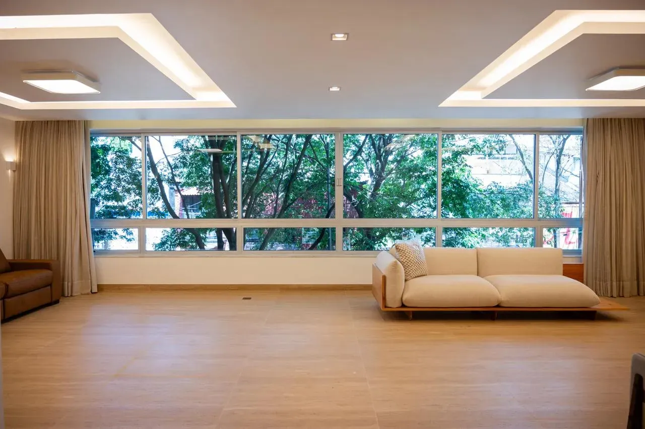5-bedroom apartment, 1 with its own bathroom, 218 m² — photo 19