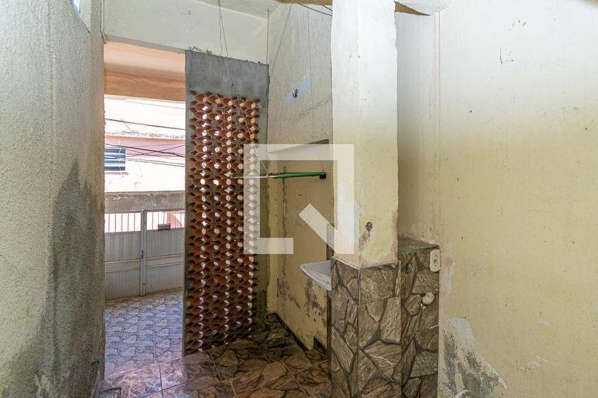 3-bedroom house with separate kitchen and 1 parking spot — photo 36