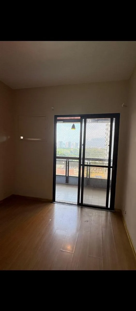 1-bedroom apartment with balcony and 1 parking space — photo 4