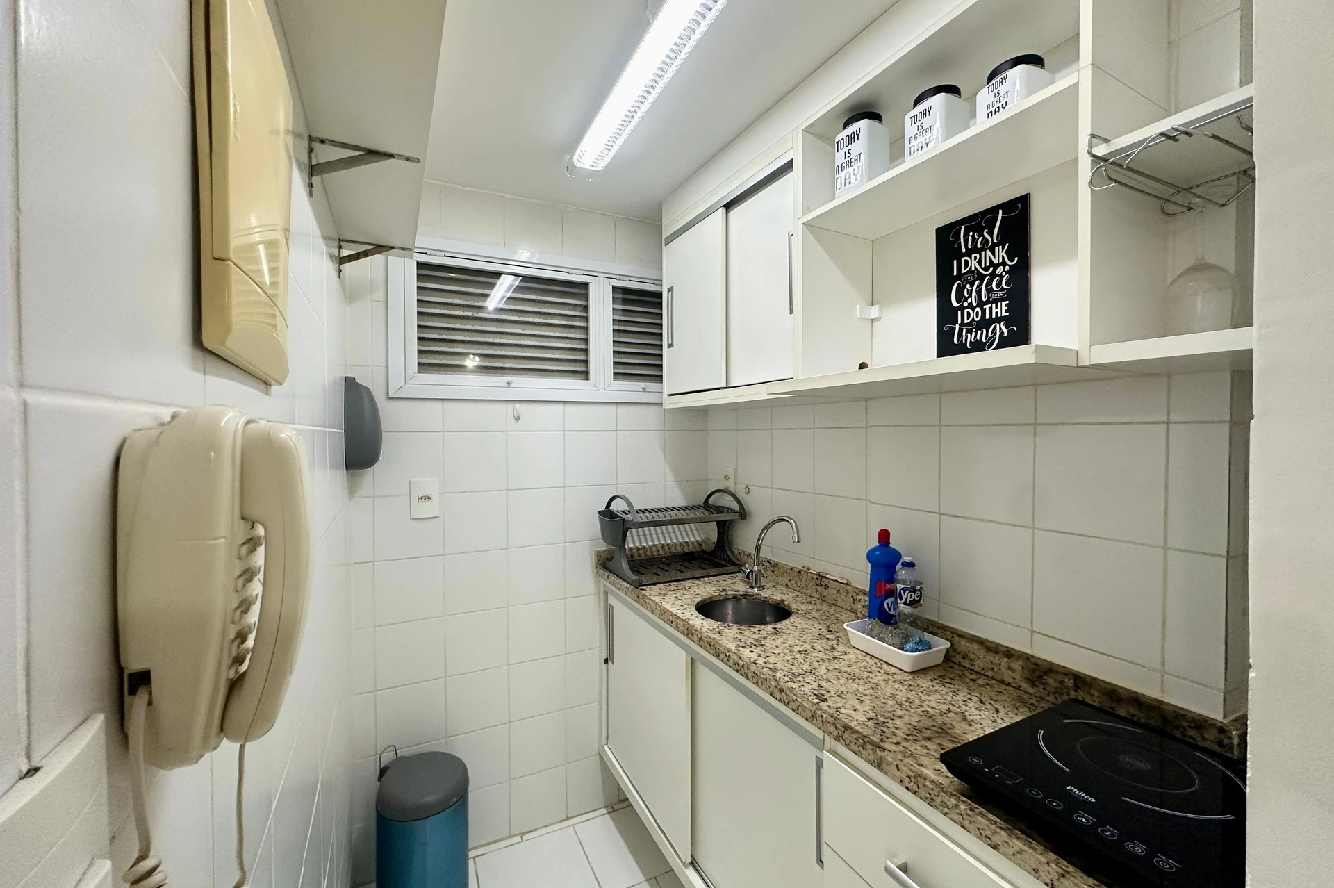 One-bedroom apartment in a building with a sauna — photo 6