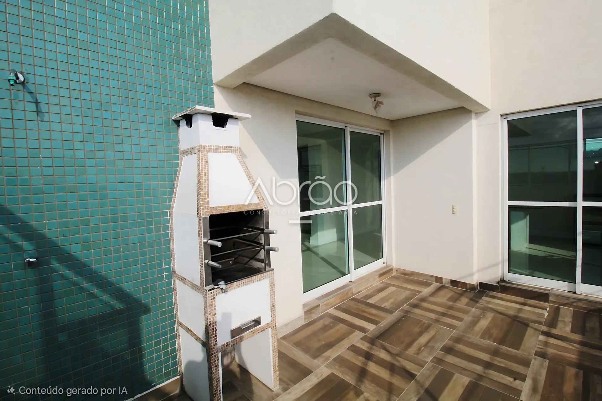 Furnished duplex apartment with 4 suites and 5 baths — photo 6